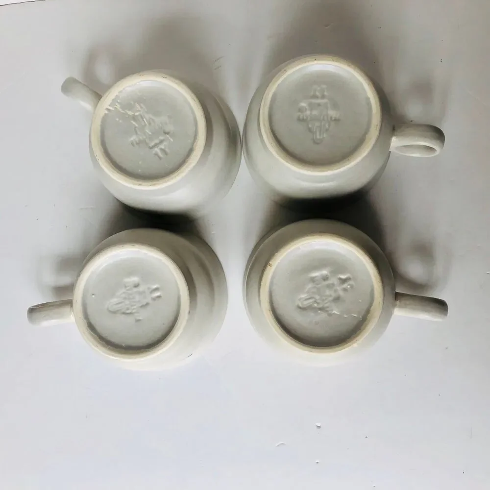 VINTAGE PFALTZGRAFF YORKTOWNE FLAT CUPS 4 PC. COFFE/TEA STONE MUGS